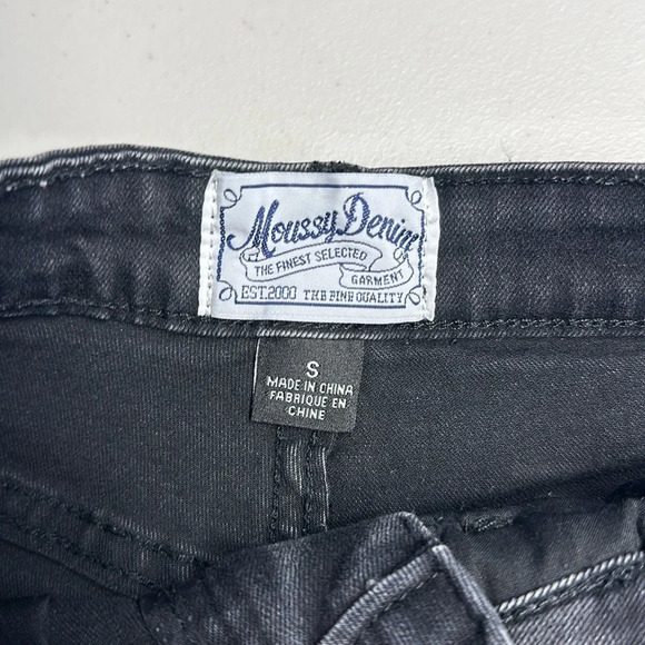 Moussy high rise denim cuff black shorts size small - Picture 6 of 12